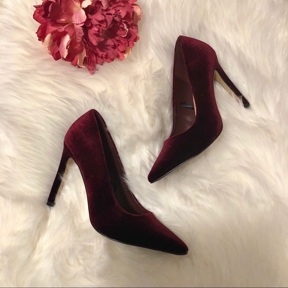 Forever 21 velvet heels